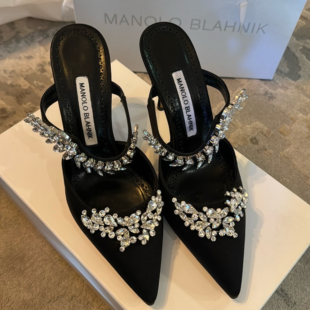 SOLD SOLD!NWT Manolo Blahnik LURUM Black Satin Crystal Embellished Mules, 37.5